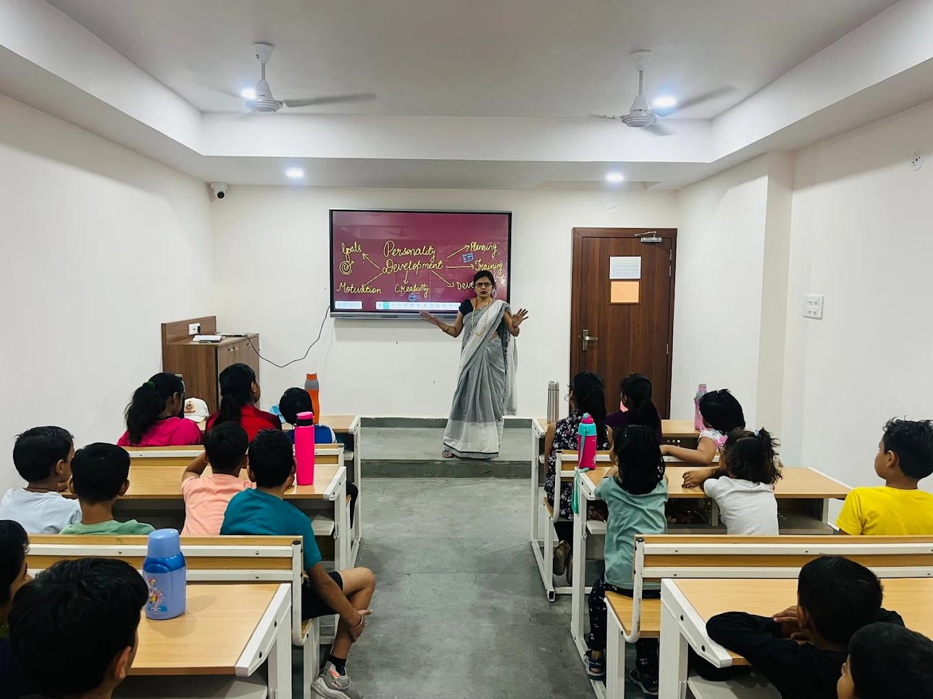 Children in an Iraya Asha personality development classroom in Banswara